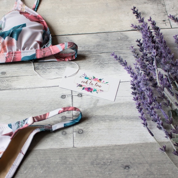 'Aloha' Bikini Top - Picture 2 of 4